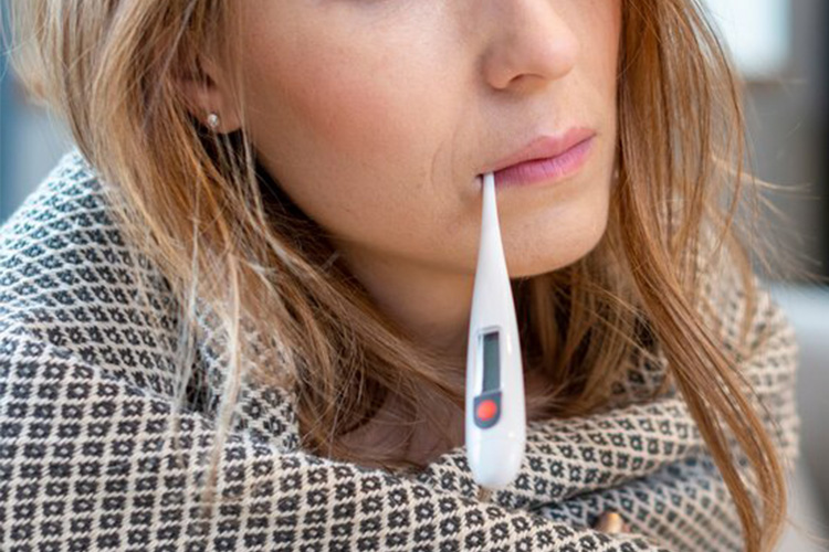 تبسنج دیجیتالی یکی از لوازم پزشکی مورد نیاز در خانه است.